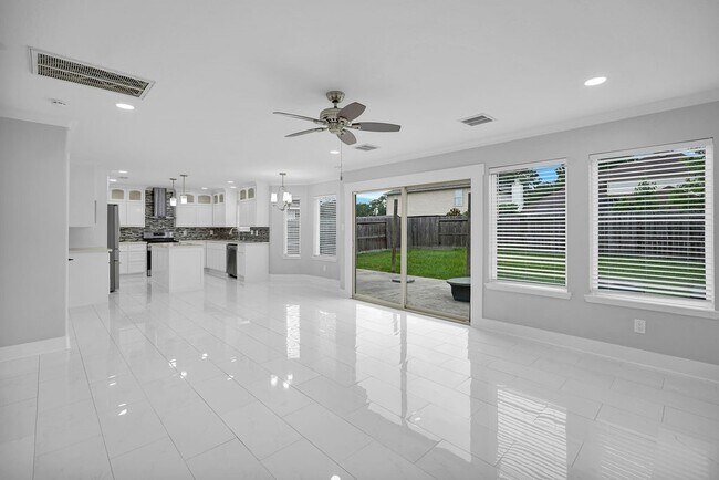 Foto del edificio - 405 Mystic Trail Loop