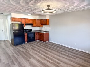 Building Photo - 717 Guy Ave