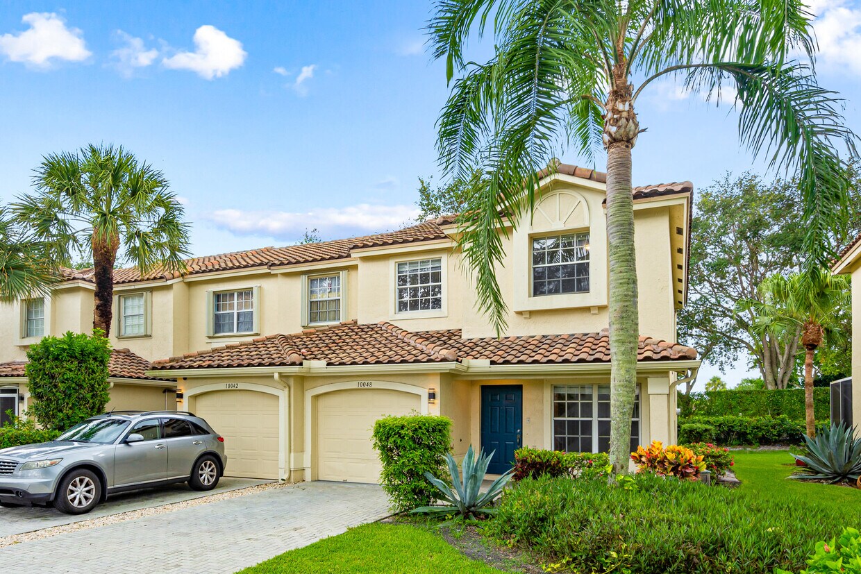 Primary Photo - 10048 Boca Palm Dr