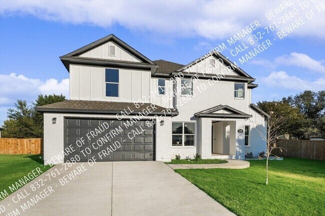 Building Photo - Stunning Sable Hills Estates Property!