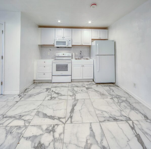 Photo - 519 S M St House