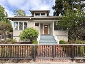 Building Photo - 203 Addison Ave
