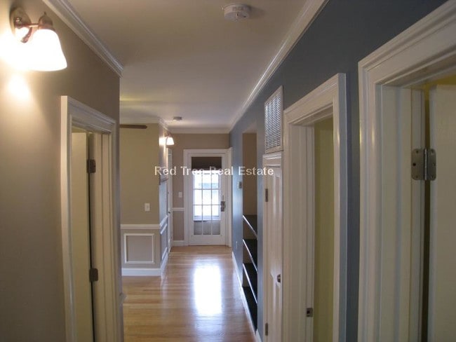 Photo - 38 Turner St Apartments