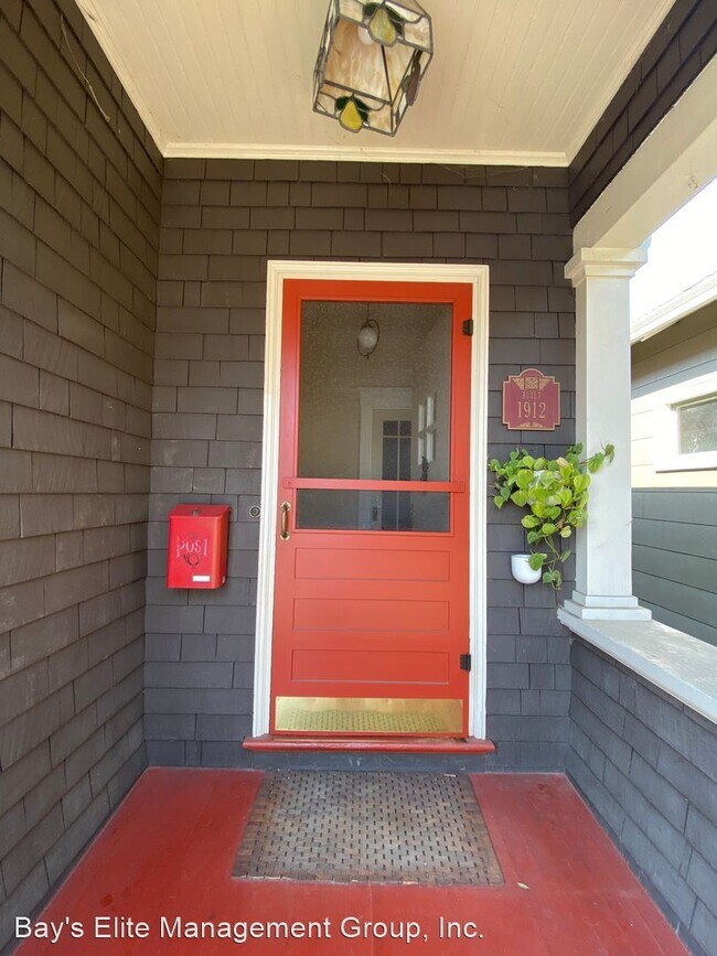 Foto del edificio - 2 br, 1.5 bath House - 2524 Webb Ave