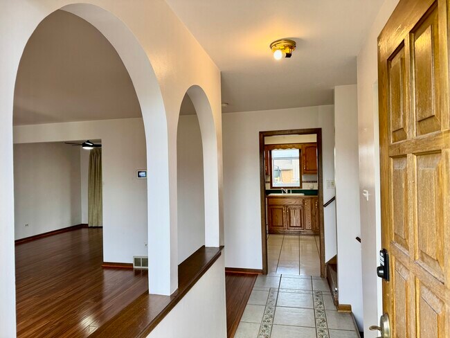 Foto del edificio - 8440 Anvil Pl