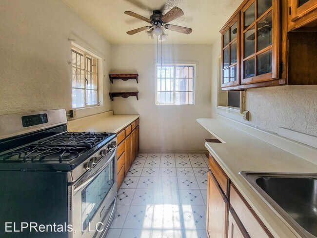 Building Photo - 2 br, 1 bath House - 3212 Mobile Ave