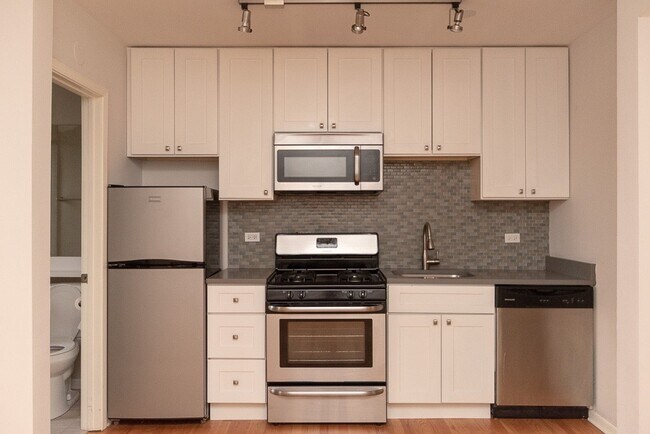 Foto del edificio - 2824 W Palmer St