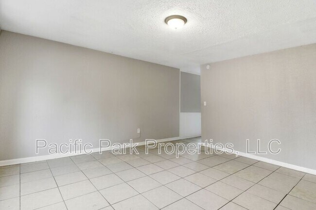 Building Photo - 8209 Gilmore Rd