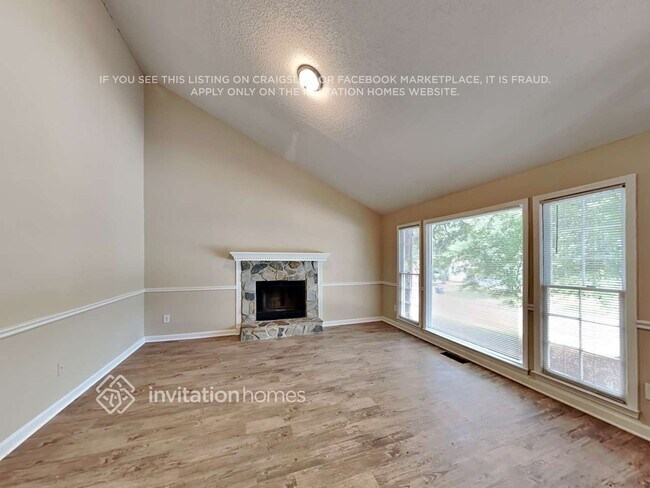 Building Photo - 113 Cedar Creek Dr