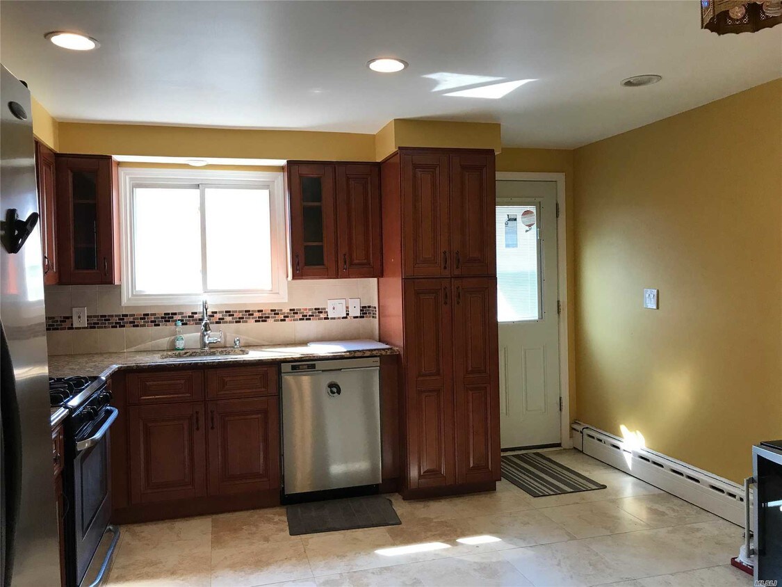 Foto principal - 820 E Park Ave