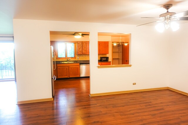 Building Photo - 11000 S Theresa Cir