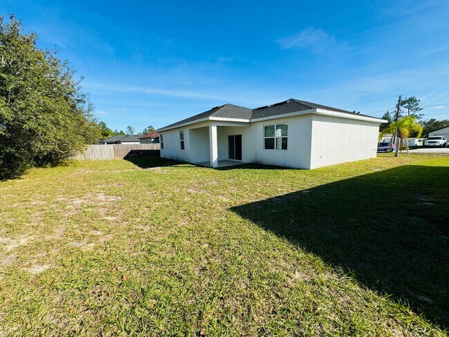 Foto del edificio - 4 Bedroom Gorgeous Poinciana Home!!