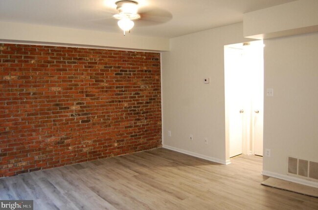 Building Photo - 800 Windstream Way