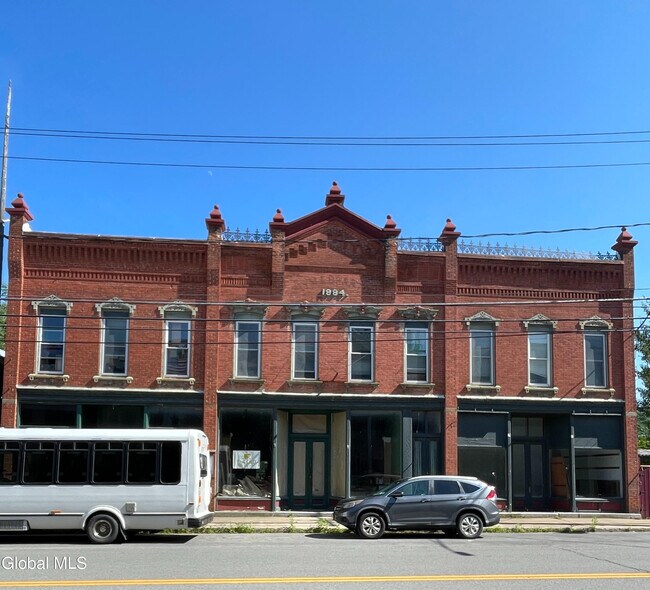 Foto del edificio - 152 Main St
