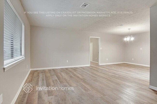 Foto del edificio - 1728 W Austin Rd