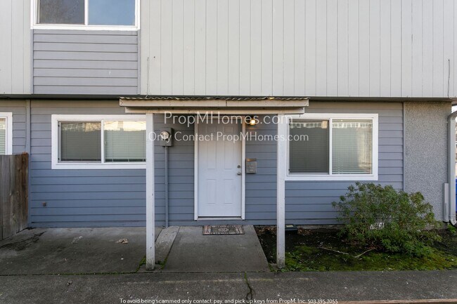 Foto del edificio - Charming Four-Plex In Foster-Powell!