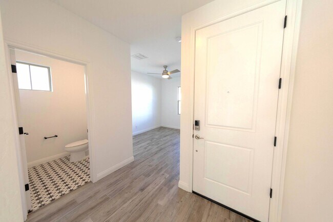 Building Photo - NEW CONSTRUCTION HOME WITH 3 BED/3 BATH + ...