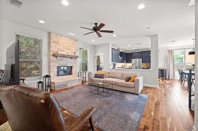 Building Photo - 14702 Broken Bow Trail