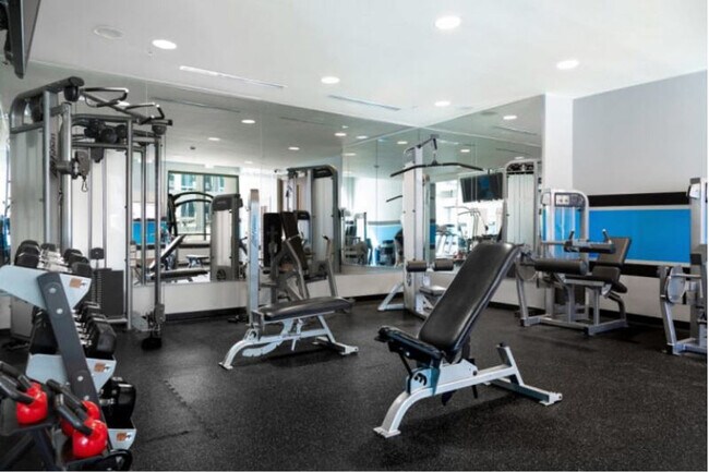 Foto del edificio - 475 S Church St