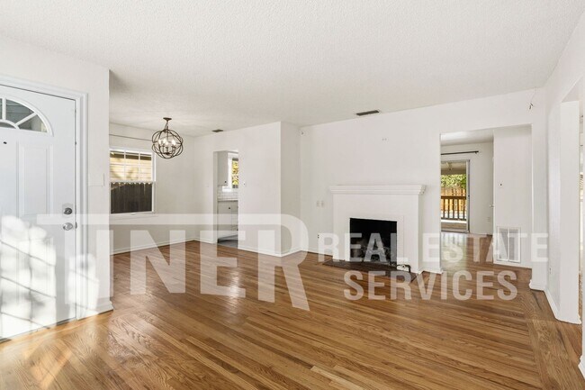 Foto del edificio - 4739 61st St