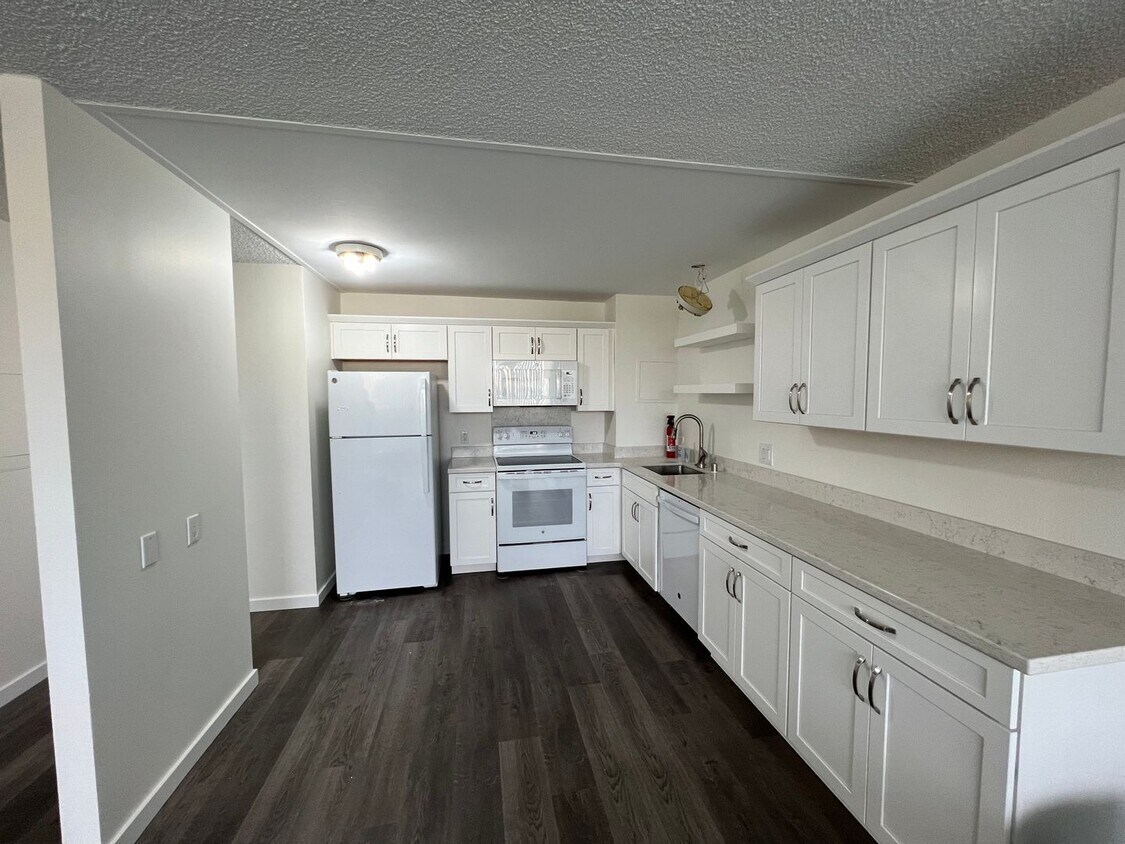 Foto principal - For Rent - [Kukui Plaza] 55 S Kukui St. #D614