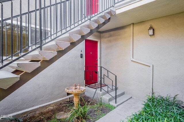 Building Photo - 2108 La Canada Crest Dr