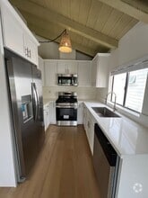 Building Photo - 1505 E Balboa Blvd