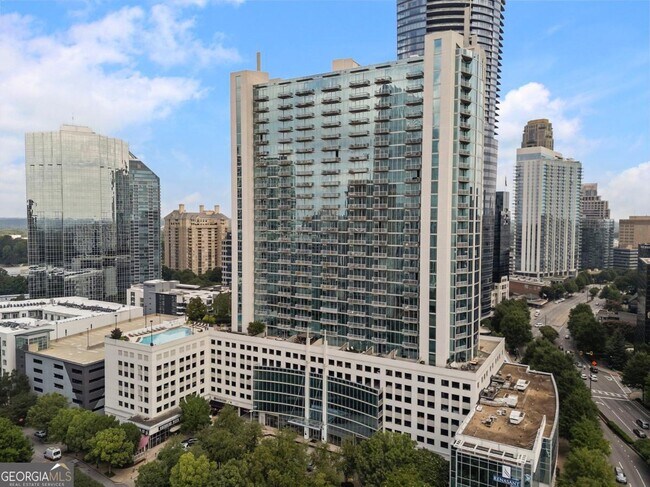 Foto del edificio - 3324 Peachtree Rd NE