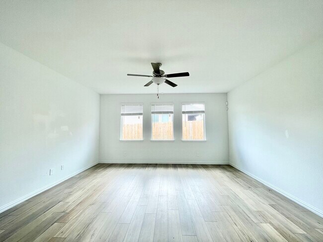 Building Photo - 14801 Hester Trl