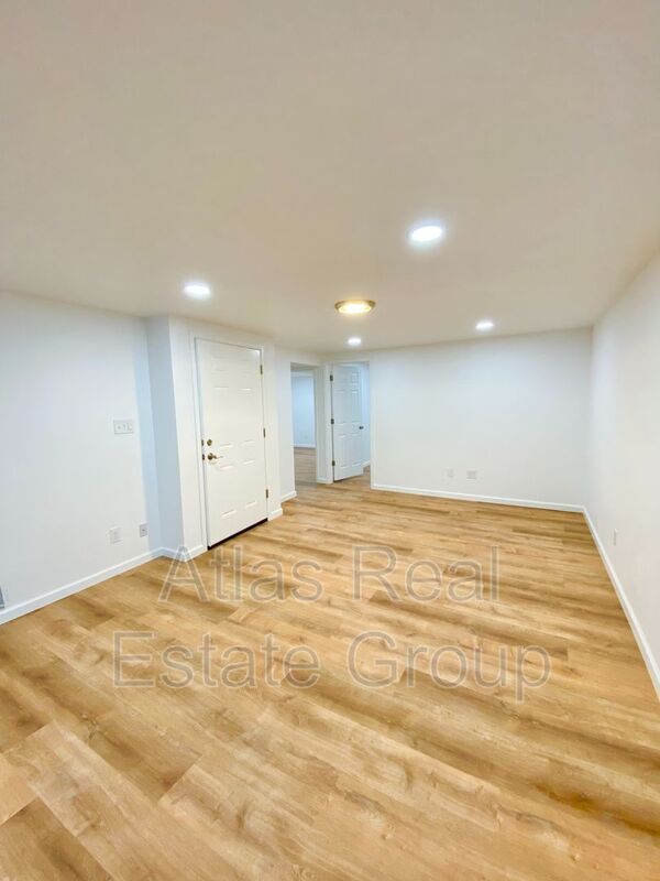 Building Photo - 9000 W 74th Ave