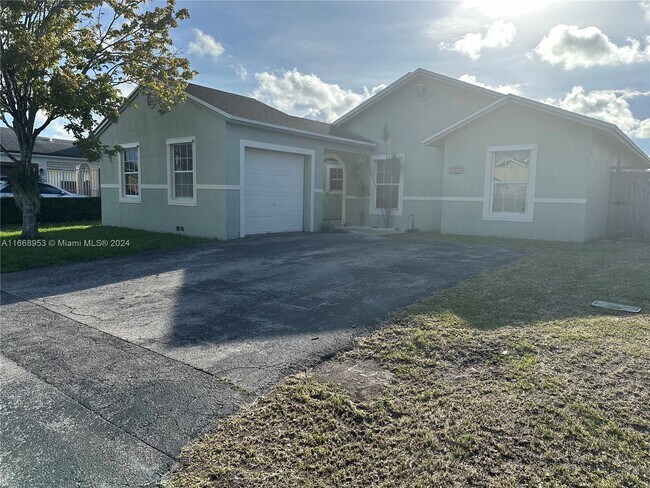 Building Photo - 24962 SW 128th Ct