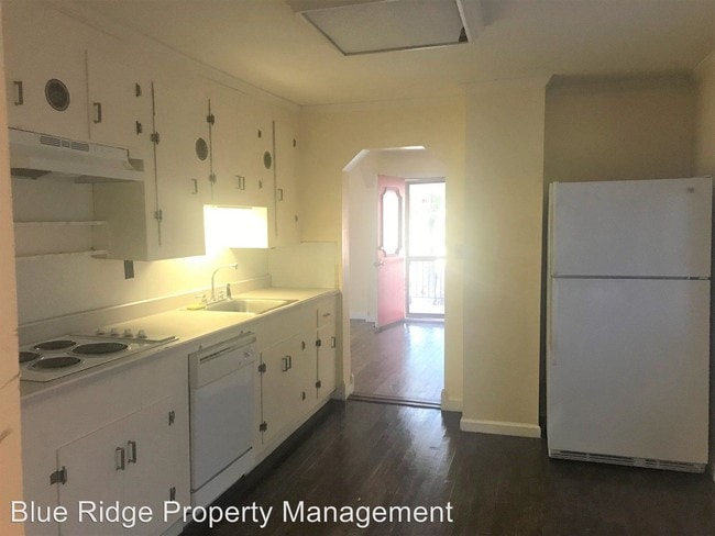 Building Photo - 2 br, 1 bath House - 1041 Riverside Avenue