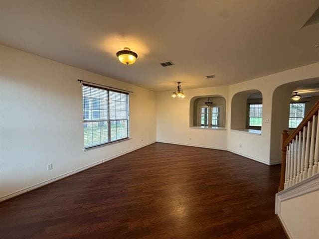 Foto del edificio - 305 Moonlight Dr