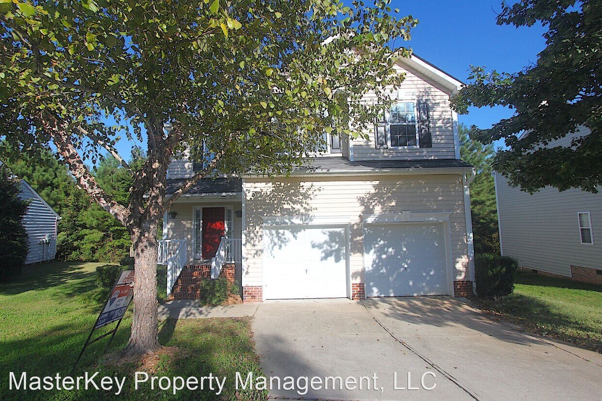 Primary Photo - 3 br, 2.5 bath House - 132 Fairford Drive