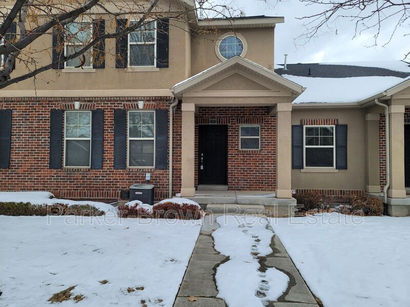 197 E Clubview Ln, Lehi, UT 84043 House Rental in Lehi, UT
