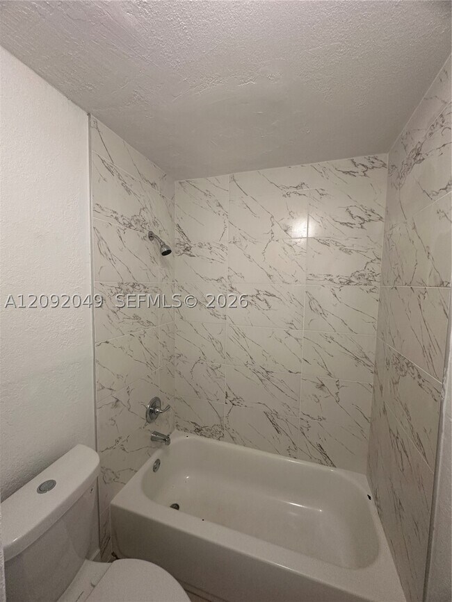 Foto del edificio - 2268 SW 81st Ave