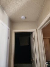 Building Photo - 534 Rue Principale