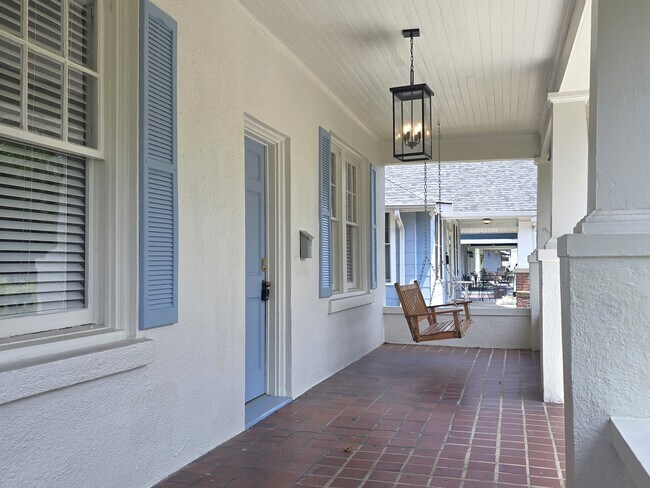 Building Photo - 1429 Stovall St