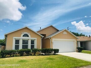 Building Photo - 2205 Myla Ln