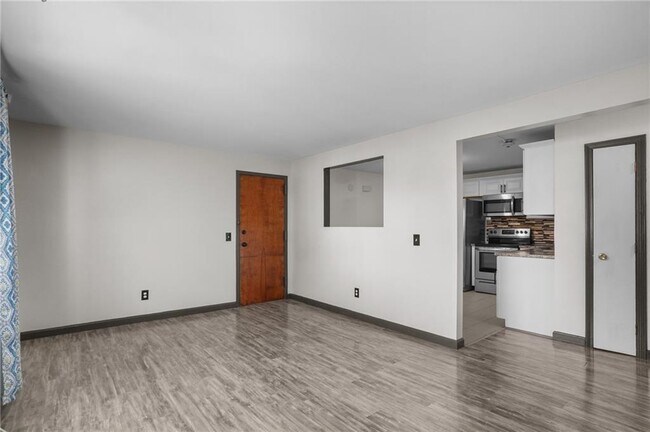 Building Photo - 2160 Mineral Spring Ave