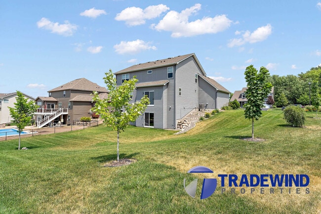 Building Photo - 8270 Spring Lake Dr