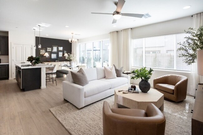 Foto del edificio - NEWLY CONSTRUCTED/ PVT YARD / NEAR OLD TOWN - SINGLE FAMILY