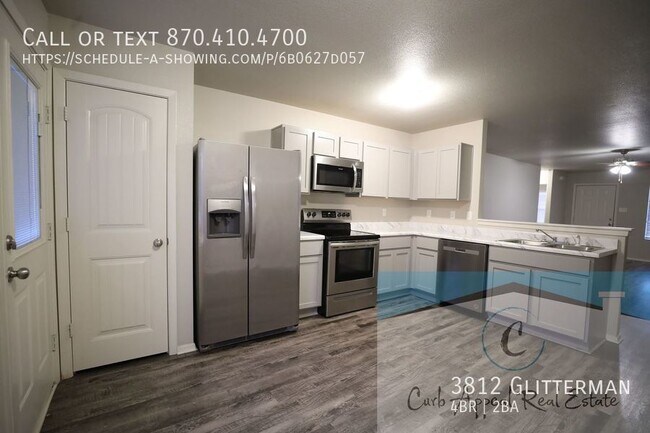 Building Photo - 3812 Glitterman-