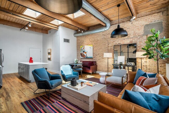 Foto del edificio - 1152 W Randolph St