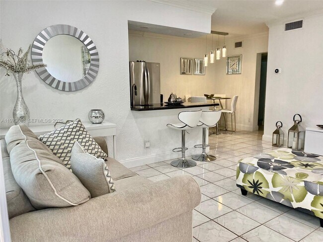 Building Photo - 2200 S Ocean Dr