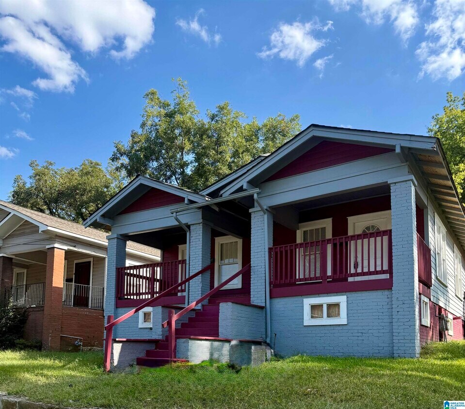 Foto principal - 2335 20th Alley N