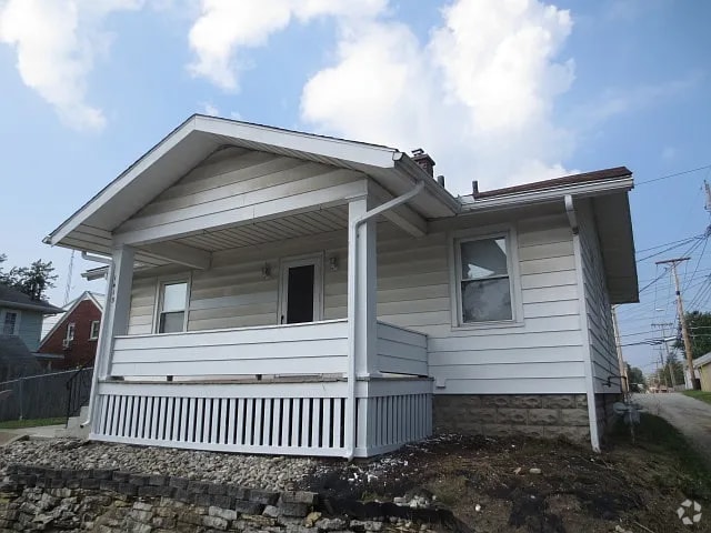 Building Photo - 1415 Schilling Ave
