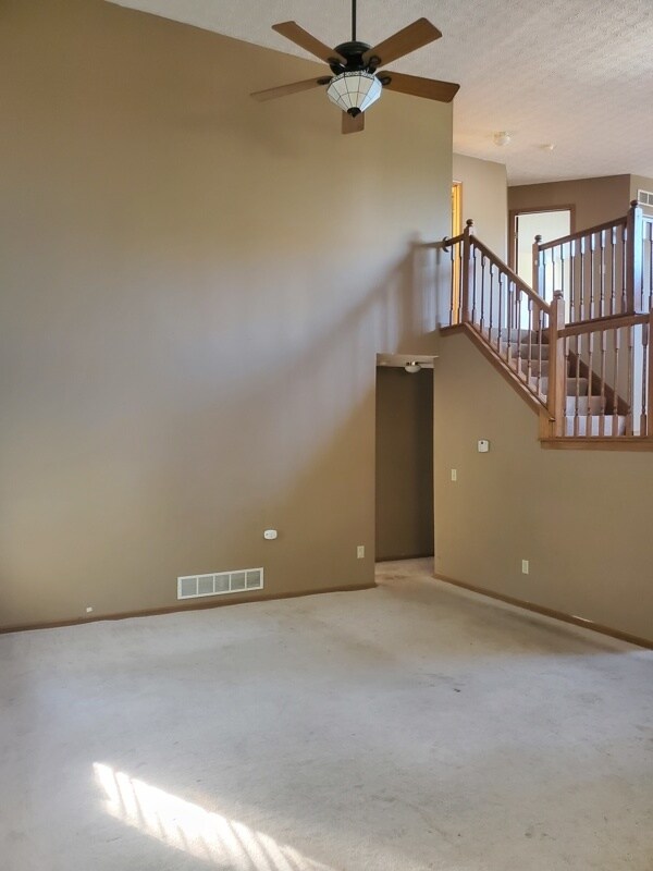 Foto del edificio - 7373 Emerald Tree Drive, Canal Winchester,...