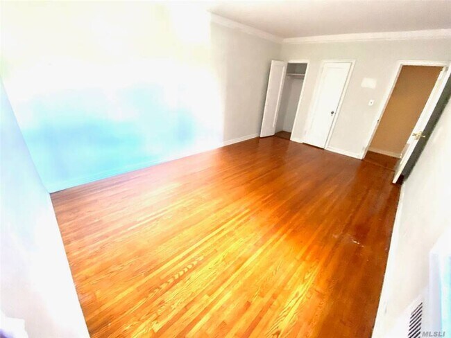 Foto del edificio - 111-14-111-76 76th Ave