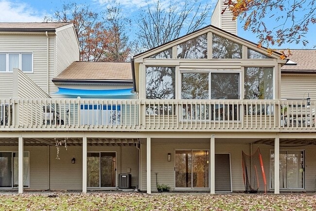 Building Photo - 39 Monadnock Dr